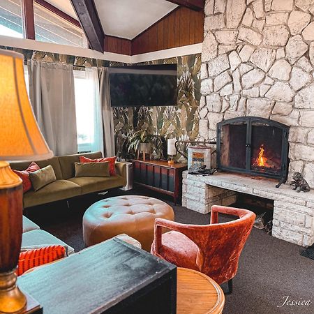 The Springs Motel New Ashford Esterno foto