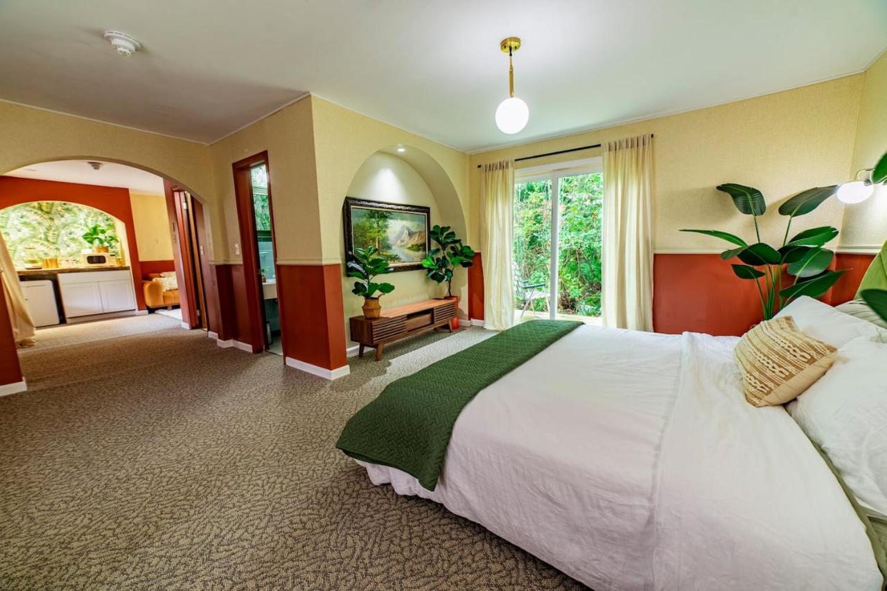 The Springs Motel New Ashford Esterno foto