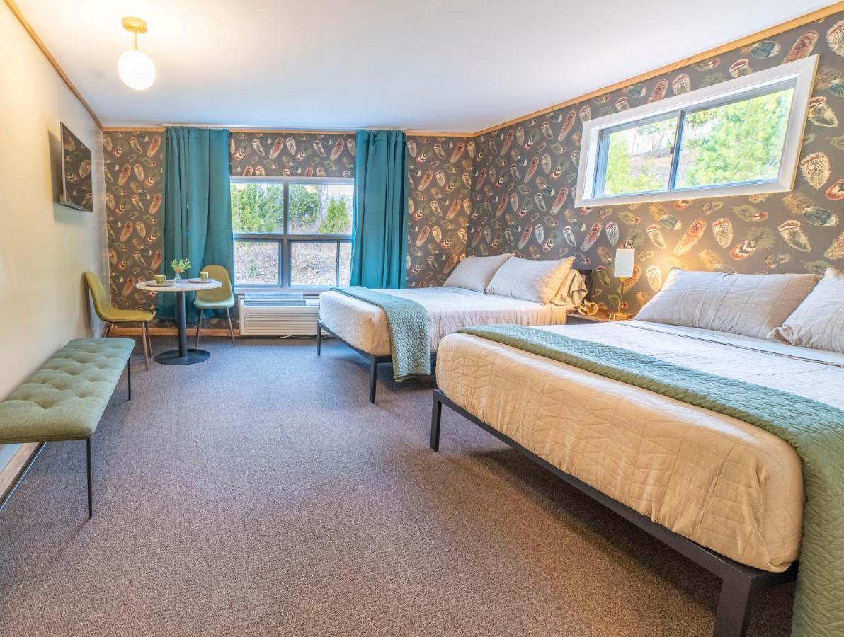 The Springs Motel New Ashford Esterno foto
